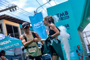 BIB: 5022, 278
                            <button type="button" onclick="openModal(24868515)" class="btn btn-primary btn-sm float-right btn-popup" data-toggle="modal" data-target=".modal-high-quality">
                        <i class="fas fa-shopping-cart"></i> Add to Cart
                    </button>
                                            <button type="button" onclick="isThisMe(24868515, true)" class="btn btn-success btn-sm float-right btn-popup btn-isme hidden" data-toggle="tooltip" data-placement="bottom" title="นี่คือรูปของคุณใช่ไหม คลิกที่นี่เพื่อเอาเข้าอัลบั้ม">
                        <i class="fas fa-plus"></i> Add to album
                    </button>
                    <button type="button" onclick="isThisMe(24868515, false)" class="btn btn-warning btn-sm float-right btn-popup btn-isnotme hidden">
                        <i class="fas fa-ban"></i> Remove from album
                    </button>